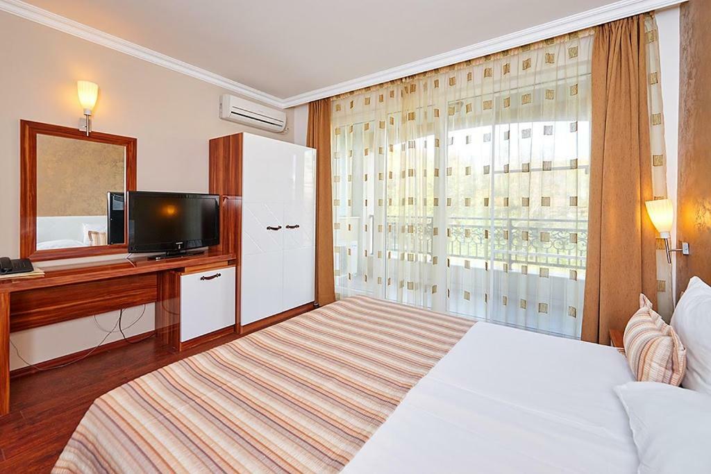 Penelopa Palace Apart Hotel&SPA Pomorie Exteriér fotografie