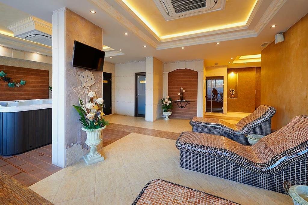 Penelopa Palace Apart Hotel&SPA Pomorie Exteriér fotografie